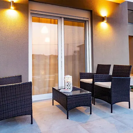 Kiosse Maisons By Travelpro Services Nea Halkidiki Φλογητά