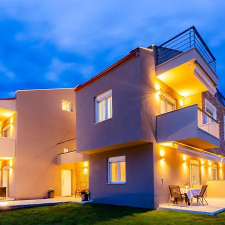 Daire Kiosse Maisons By Travelpro Services Nea Halkidiki Flogita