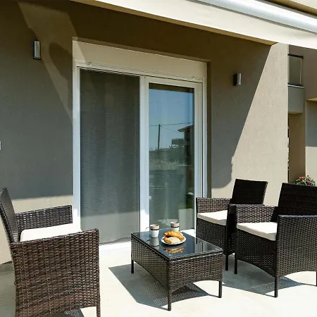 Kiosse Maisons By Travelpro Services Nea Halkidiki *