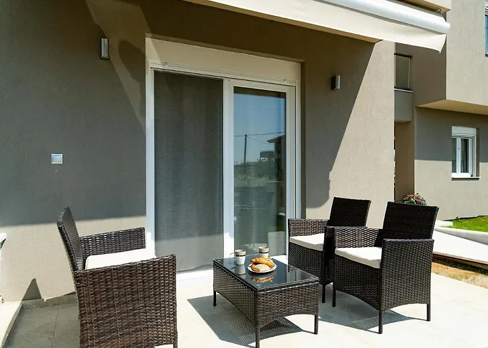 Kiosse Maisons By Travelpro Services Nea Halkidiki *