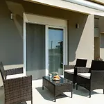 Kiosse Maisons By Travelpro Services Nea Halkidiki *